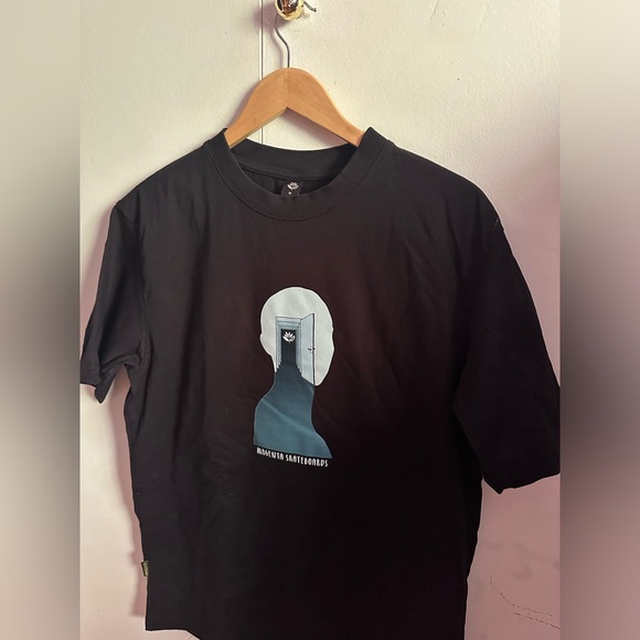 Magenta Skateboards T-Shirts - Picture 2 of 3